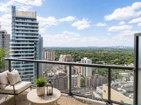 125 Redpath Ave