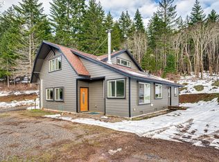 450 Rattlesnake Rd, Husum, WA 98623