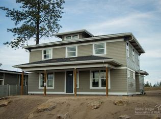 61084 SE Ruby Peak Ln, Bend, OR 97702