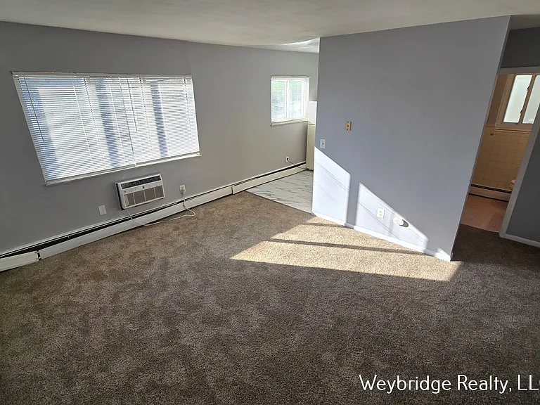 2504 White St #5 — Photo 3