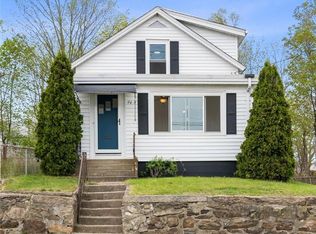 26 Providence St, West Warwick, RI 02893