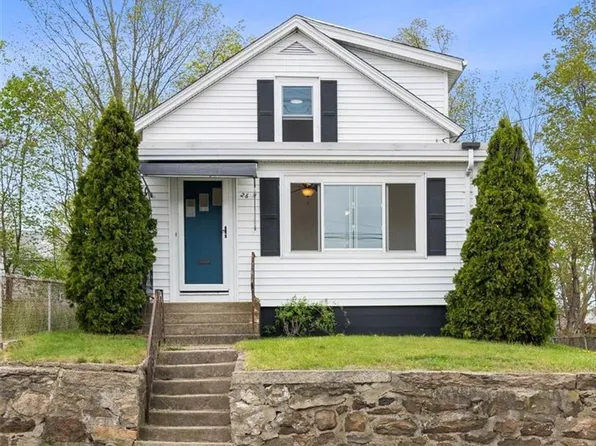 26 Providence St, West Warwick, RI 02893