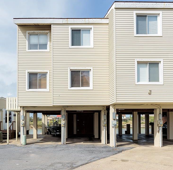 1st image of 401 Island Ave #70