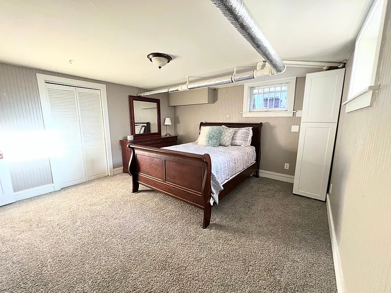 2520 Jefferson Ave — Photo 20