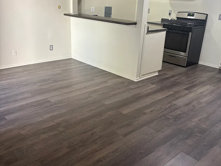 Penfield Apartments — Photo 6