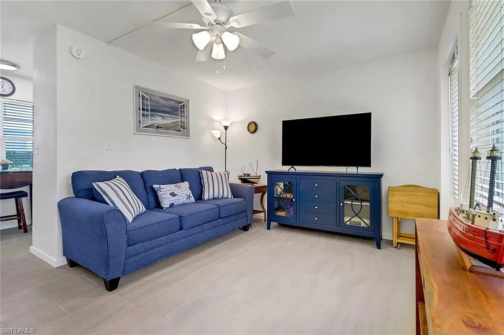 1 bed, 1.0 bath, 564 sqft, $6,500 — Photo 2