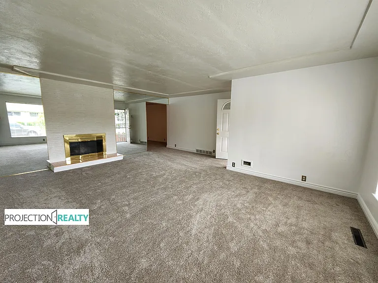 11128 NE Everett St — Photo 29