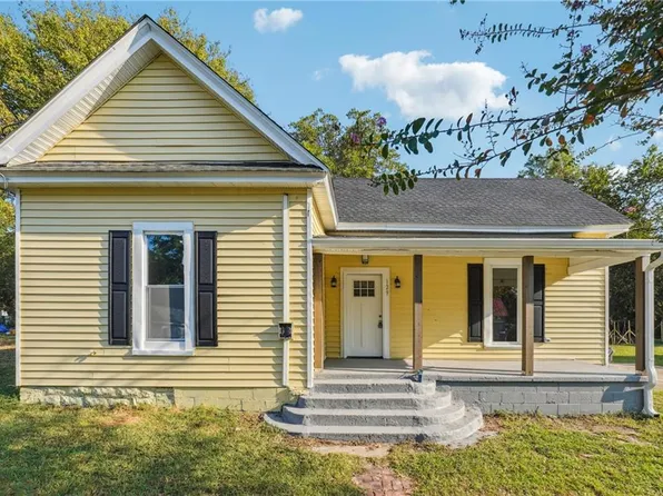 129 Thompson St, Cedartown, GA 30125