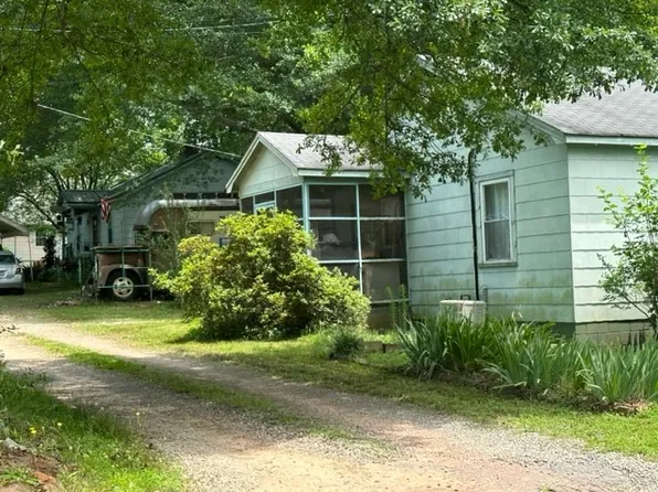 403 S Hampton St #1, Westminster, SC 29693