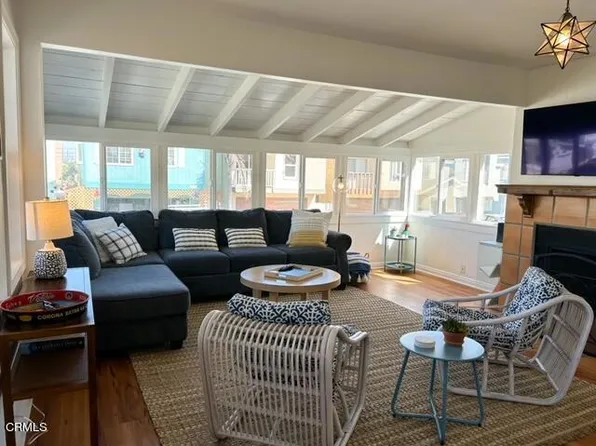 248 Cahuenga Dr, Oxnard, CA 93035