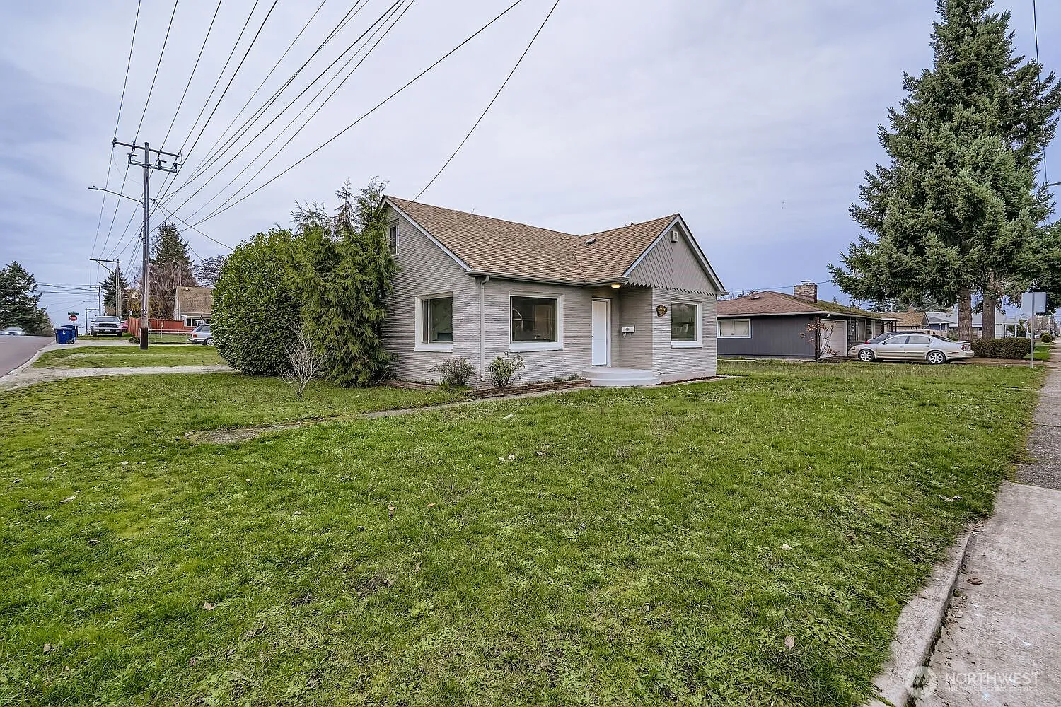 7520 Park Avenue S photo 1
