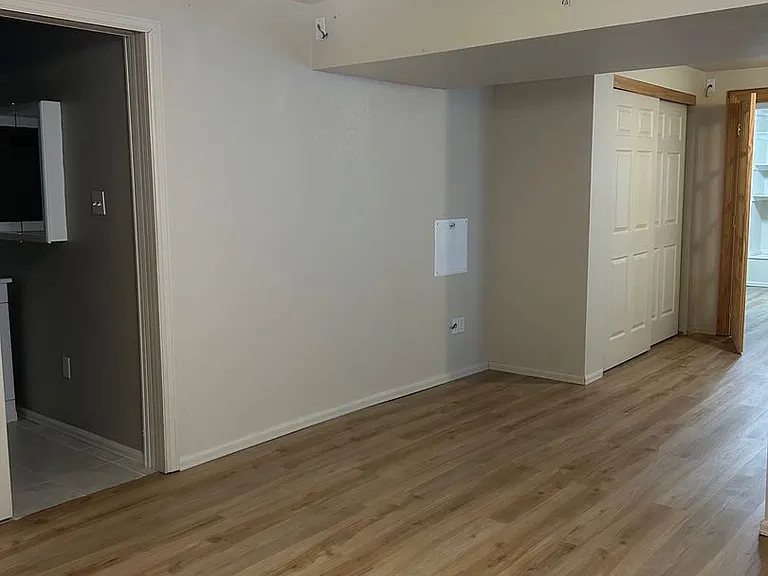 11248 W Progress Ave — Photo 32