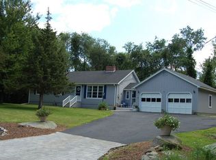 7 Jana Ln, Stratham, NH 03885