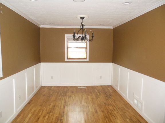 5th image of 2711 Bankstone Dr SW