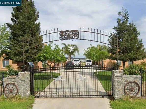 21305 Glen Oaks Rd, Madera, CA 93638