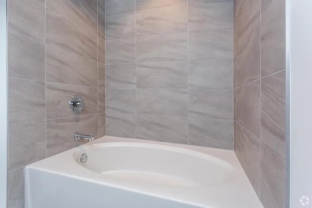 1 bed, 600 sqft, $3,000 — Photo 4