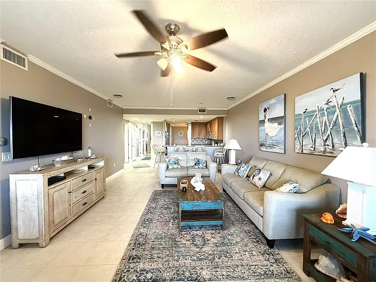 7296 Marathon Dr #402 — Photo 14