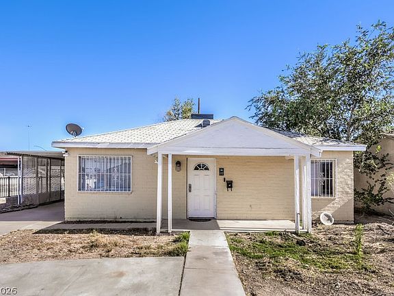 3rd image of 2410 Poplar Ave