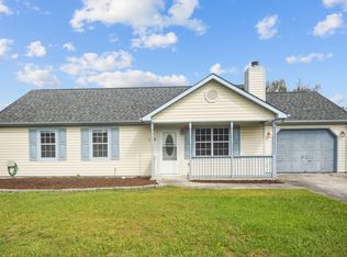 125 Parnell Rd, Hubert, NC 28539