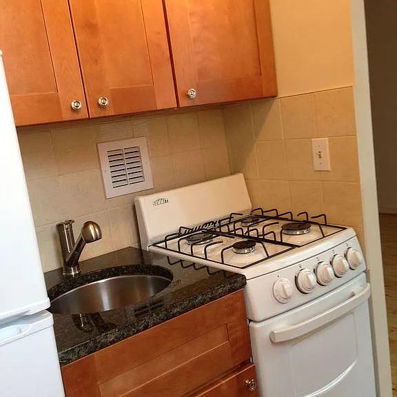 1111 Arlington Blvd #610 — Photo 3