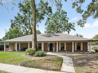 1143 Verdun Dr, Baton Rouge, LA 70810
