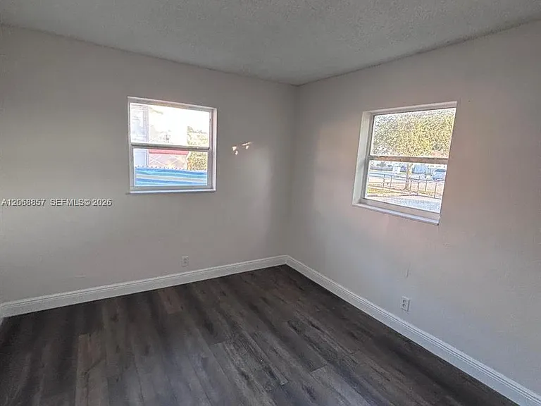 4145 SW 19th St #1 — Photo 9