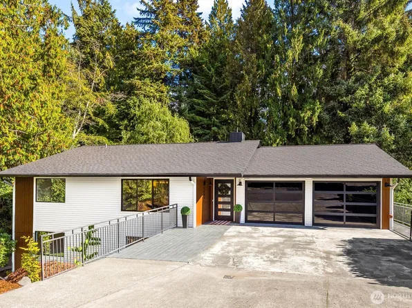 1203 Contra Costa Avenue, Fircrest, WA 98466