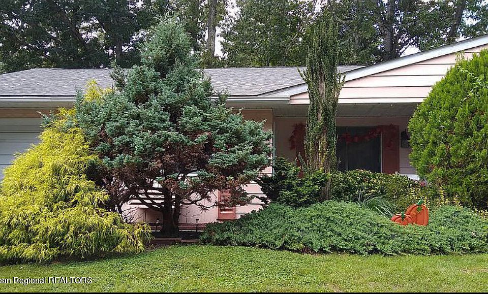 1st image of 8 Maryland Avenue #B