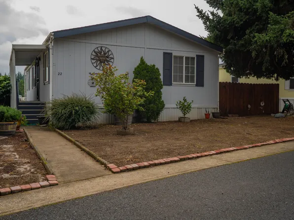 3700 Bellinger Ln Space 22, Medford, OR 97501