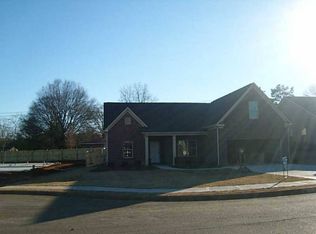 12 Stillmont Way, Cartersville, GA 30121