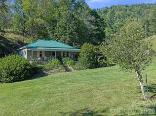 163 Cub Howell Rd, Bakersville, NC 28705