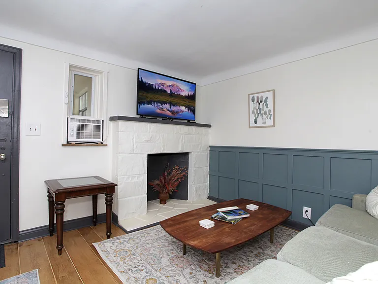 5480 Philloret Dr #1 — Photo 10