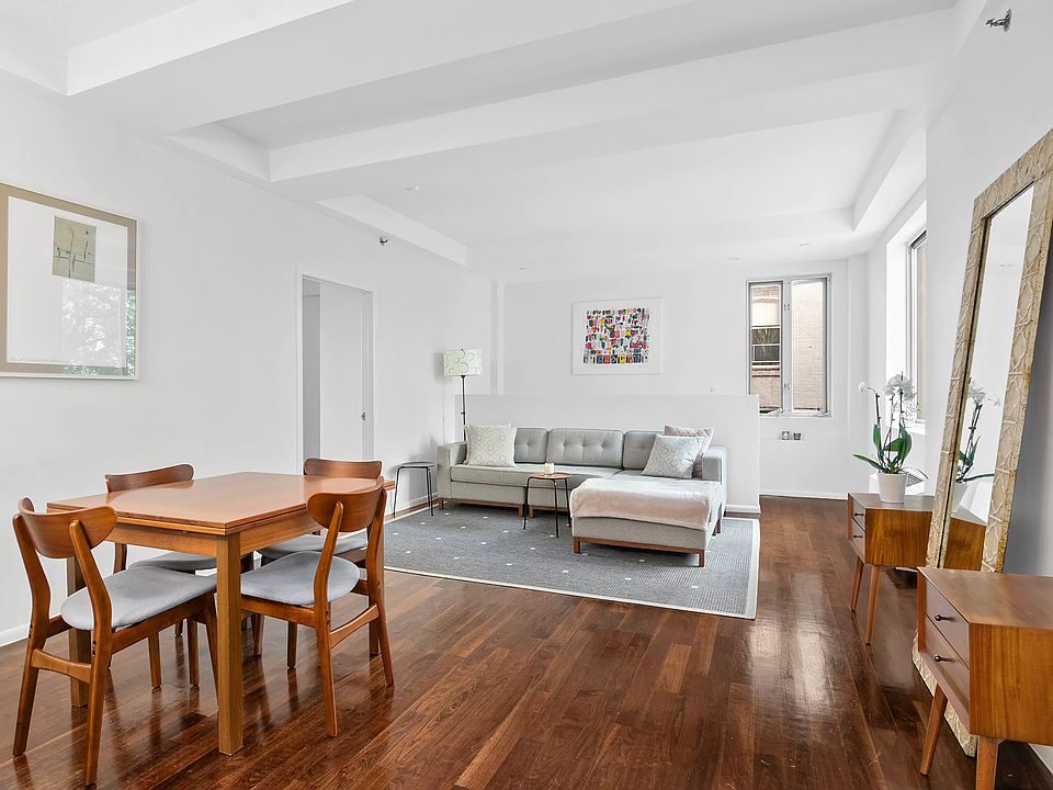 1st image of 433 Warren St #Townhouse
