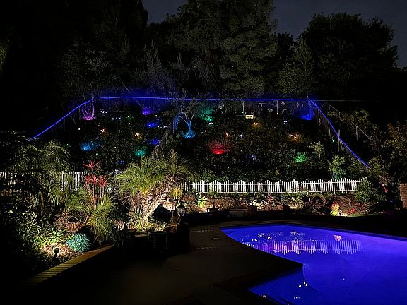4th image of 4019 Ellenita Ave