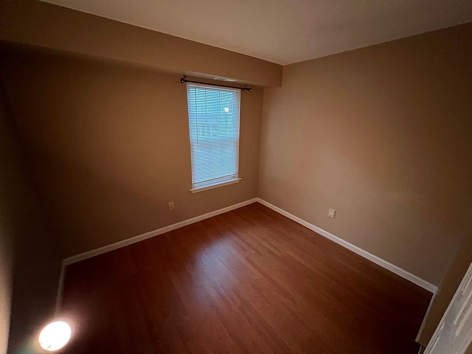 1st image of 807 Society Pl #C1