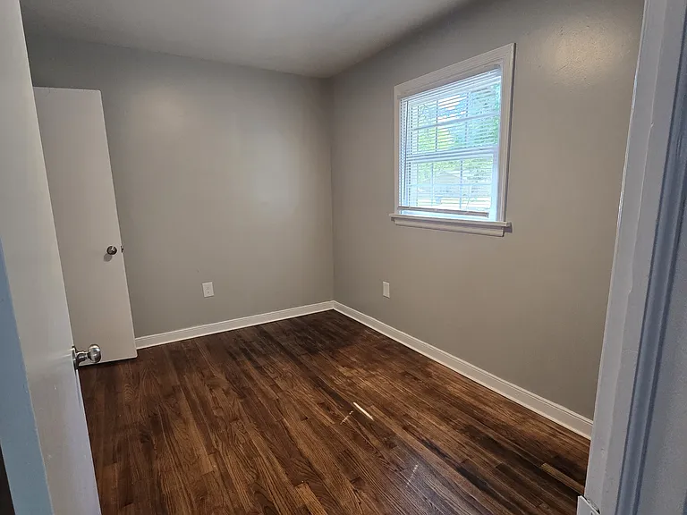 5225 Collindale Rd — Photo 6
