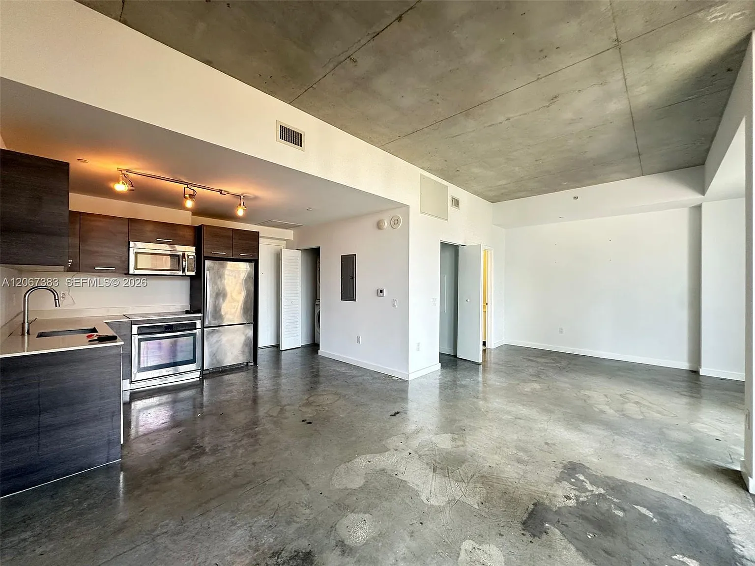 Centro Condo — Photo 3