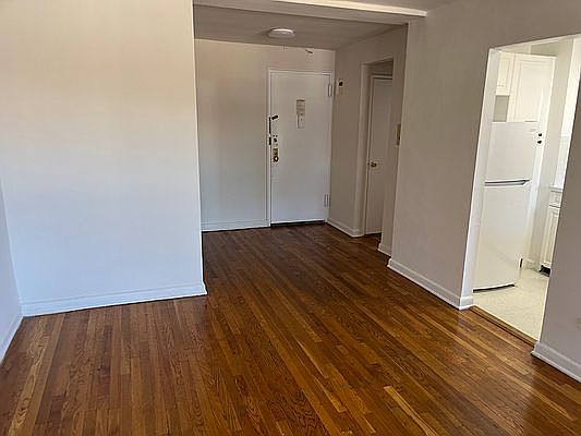 4th image of 170-06 88th Ave #5J
