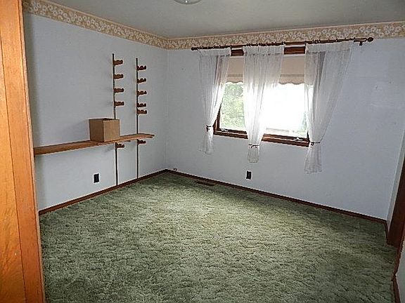 5th image of 14201 Birch Ln