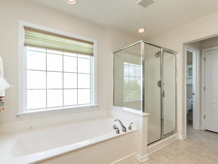 2nd Floor Master Bathroom