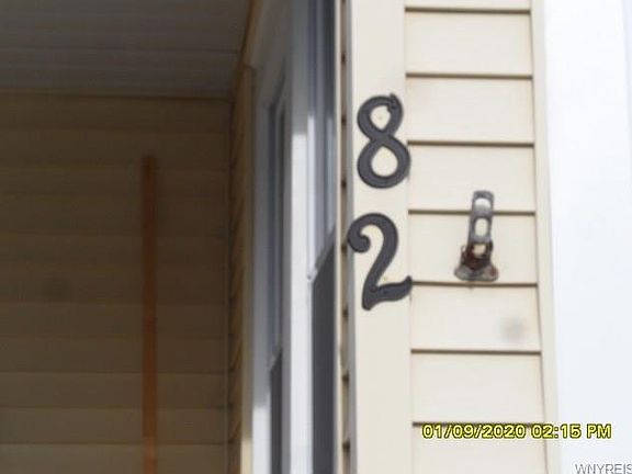 3rd image of 82 Nassau Ave