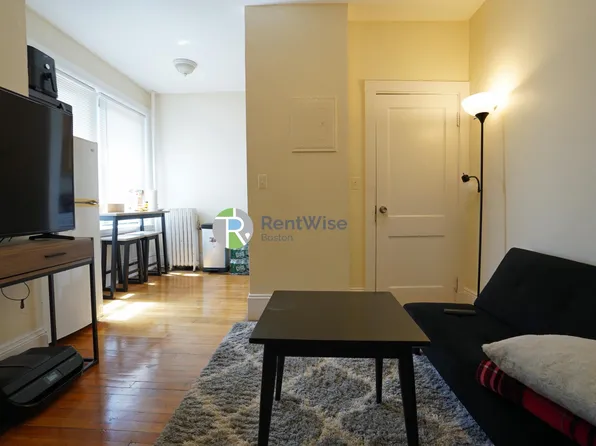 1210 Commonwealth Ave, Allston, MA