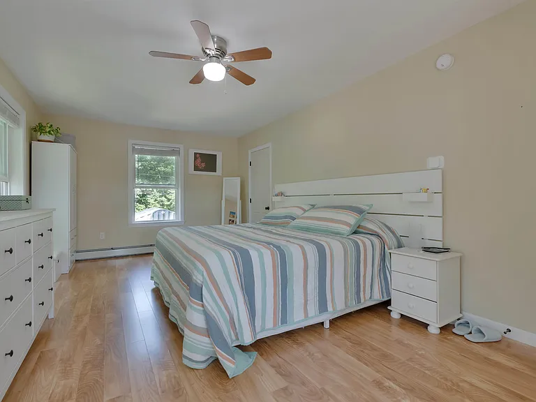 77 Barkers Pond Rd — Photo 16