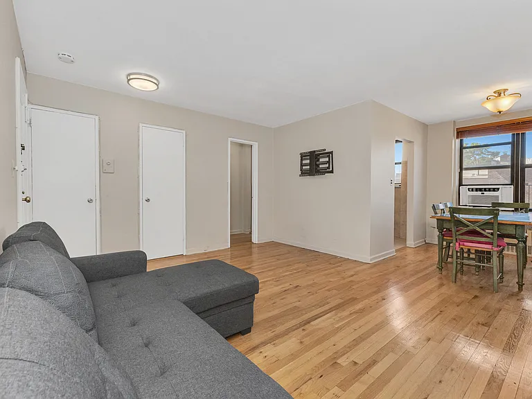 67-30 Dartmouth St #2G — Photo 4