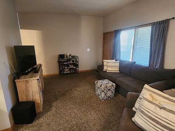 4th image of 2037 S 45th St