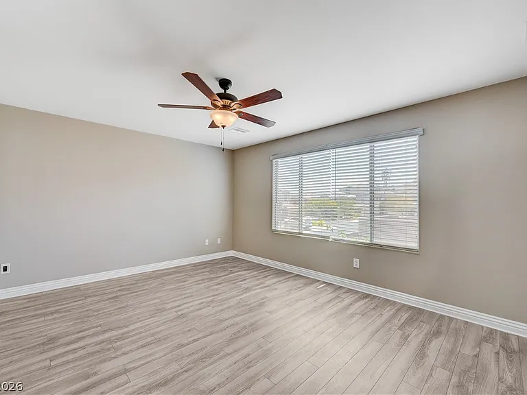 9783 Calliope Creek Ct — Photo 32