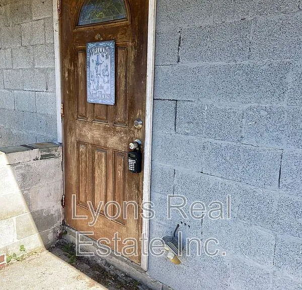8406 Sevigny Dr — Photo 12