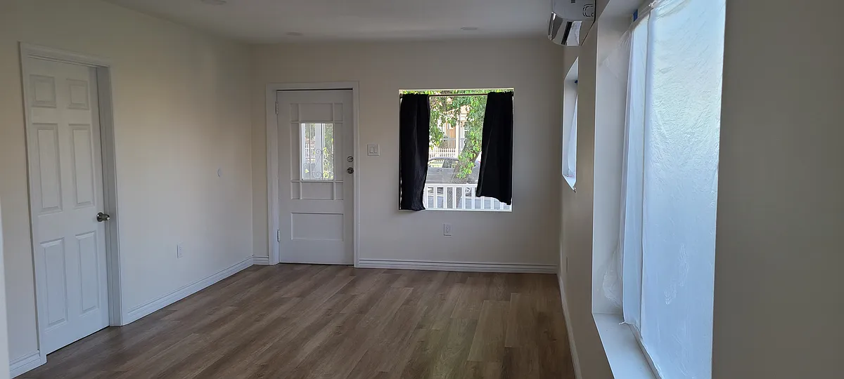 Building Photo - 4818 Converse St