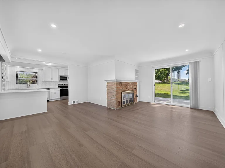 2079 Klingensmith Rd — Photo 10