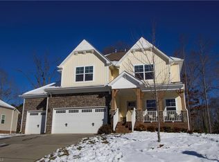 2802 Splitbrooke Dr, High Point, NC 27265